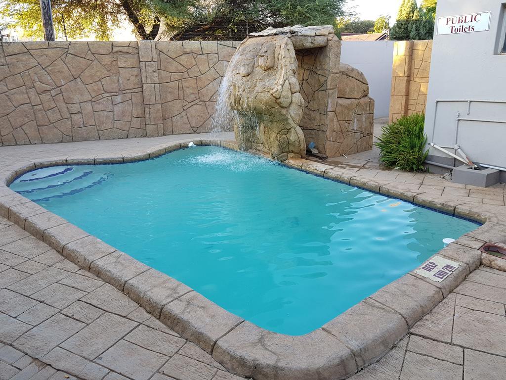 Batho Pele Lodge Gaborone Esterno foto